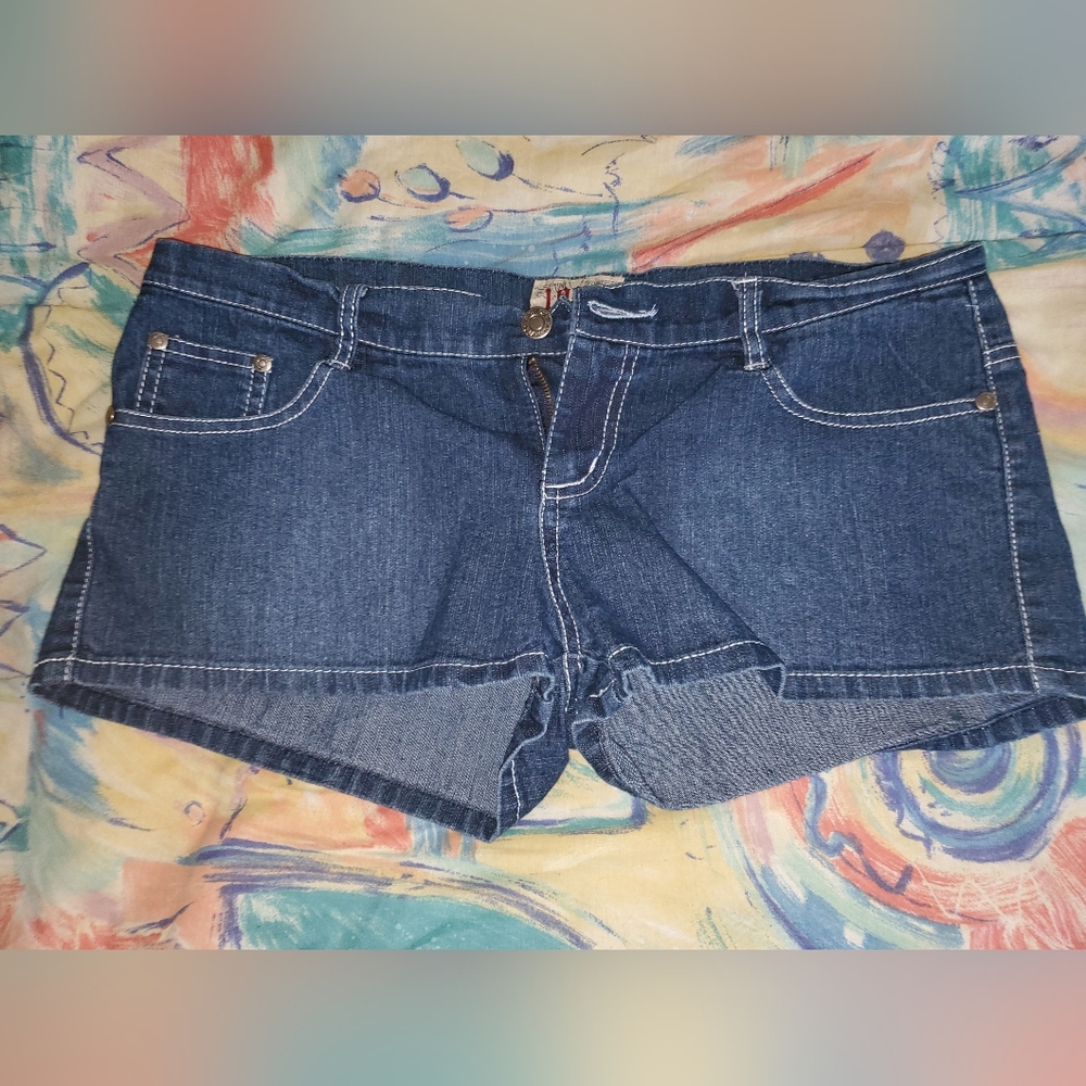 1826 brand jean shorts size 7